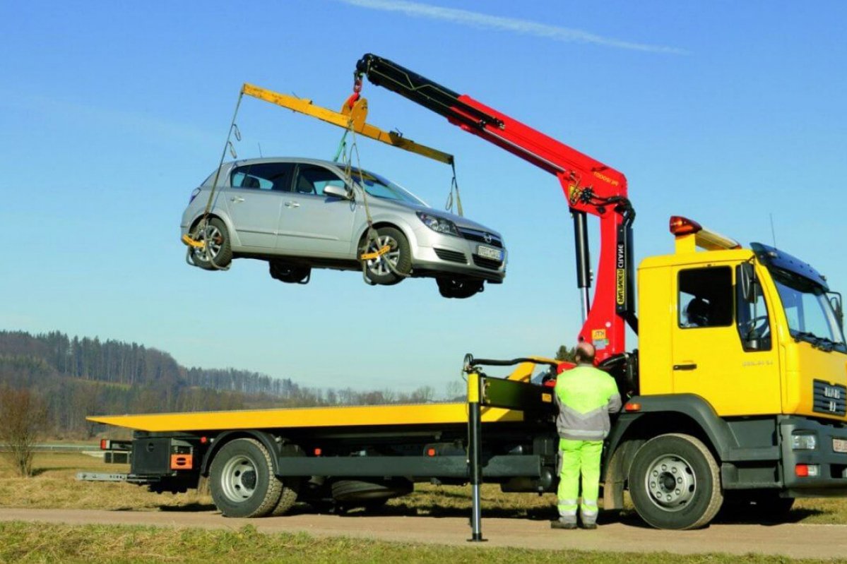 Популярные способы угона автомобиля - как им противостоять